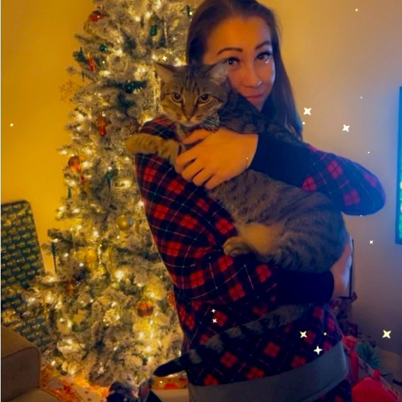 Meet your Posher, Monica - Picture 1 of 1